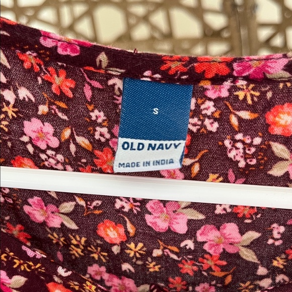 Floral Puff-Sleeve Dress in Burgundy and Pink - Picture 3 of 5